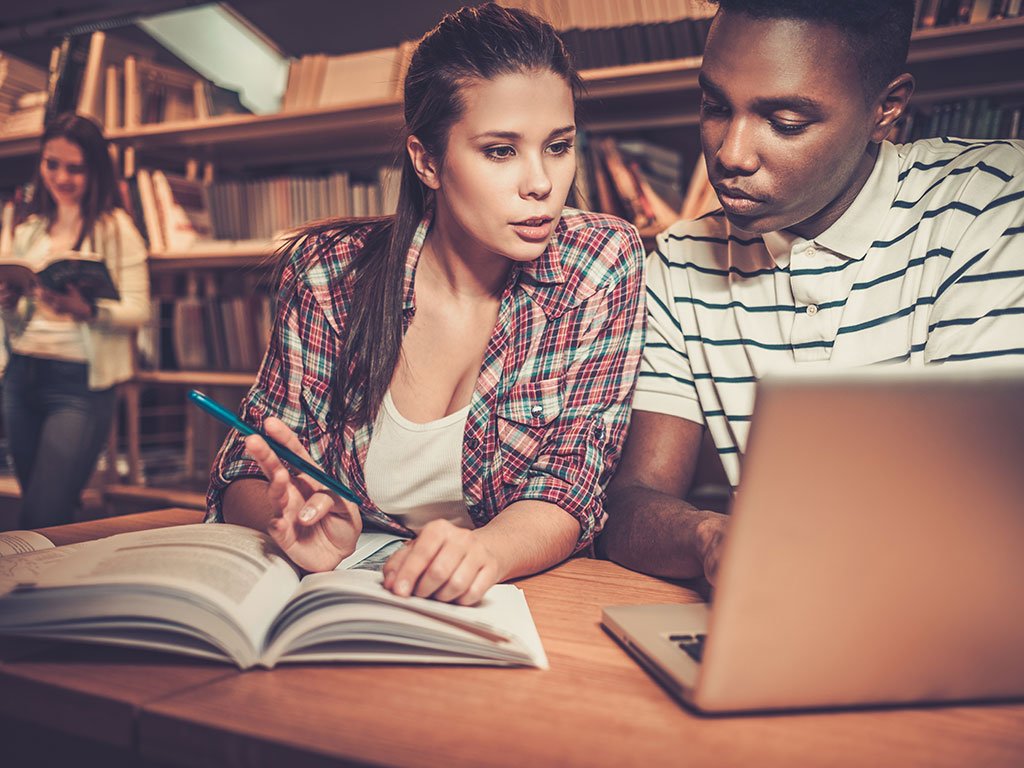 QUIZ: Tell Us About Your College Self and We'll Tell You Your Favorite Pipcorn Snack